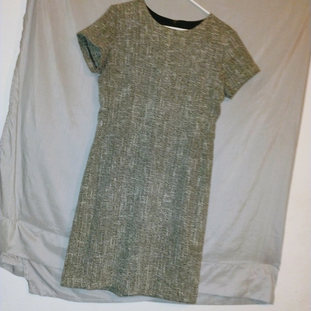 Size 6 Banana Republic Textured Gray & Dark Green Mini Dress